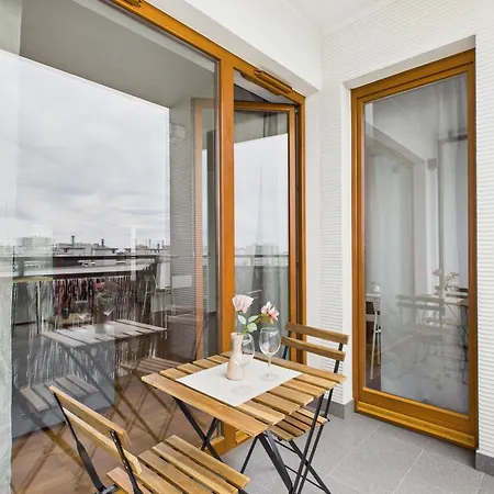 Apartman Aleja Ken 55 Superapart - Blisko Metra Imielin Varsó