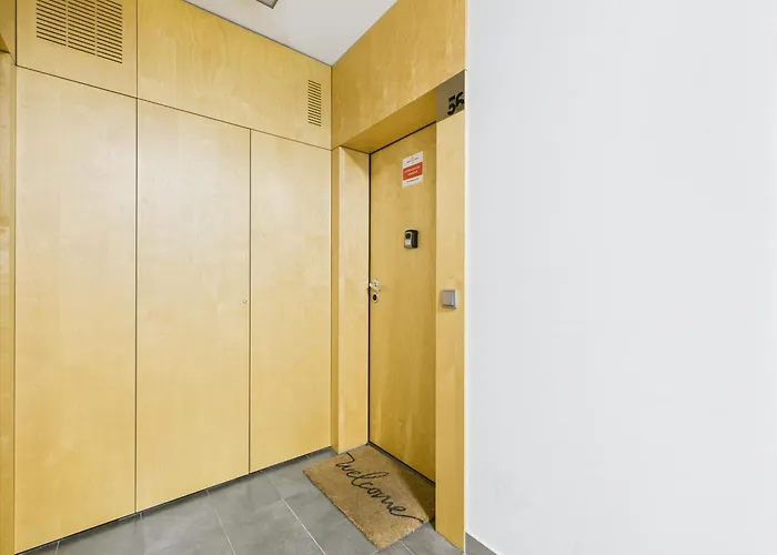 Aleja Ken 55 Superapart - Blisko Metra Imielin Appartement *